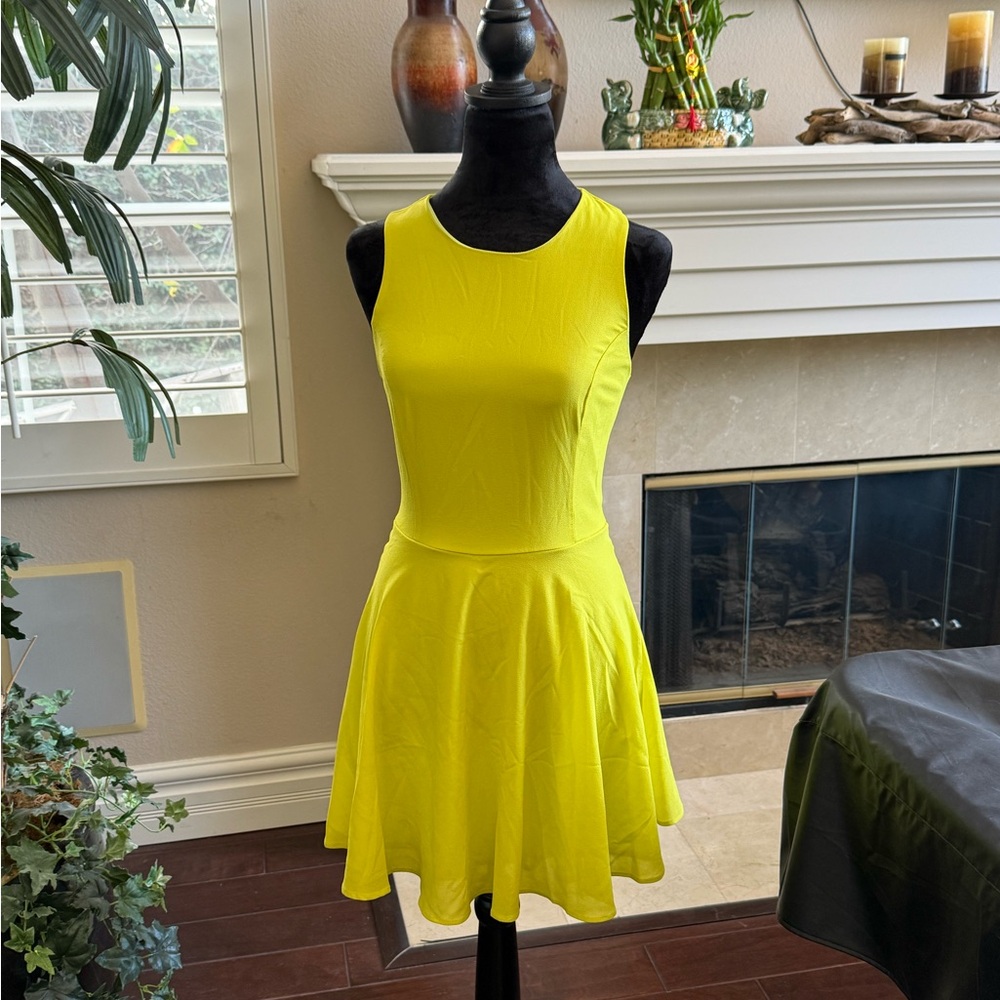 Dee Elle Cocktail Dress - XS